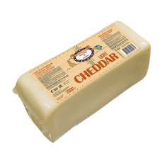 Сыр Басни о Сыре Cheddar Light 40% 2,6кг